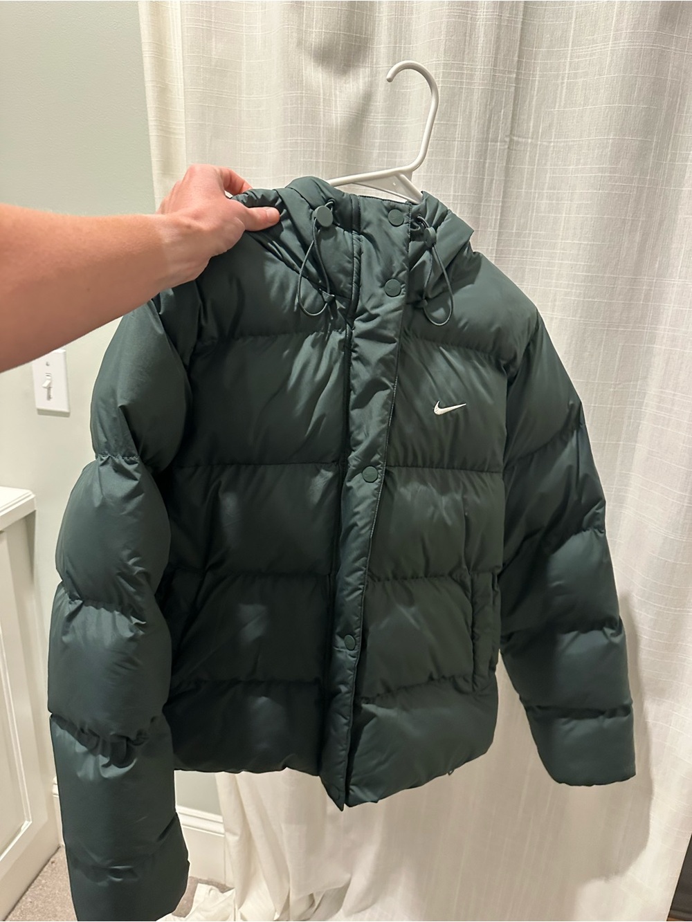 Nike Men's Dark Green Quilted Puffer Jacket with Hood